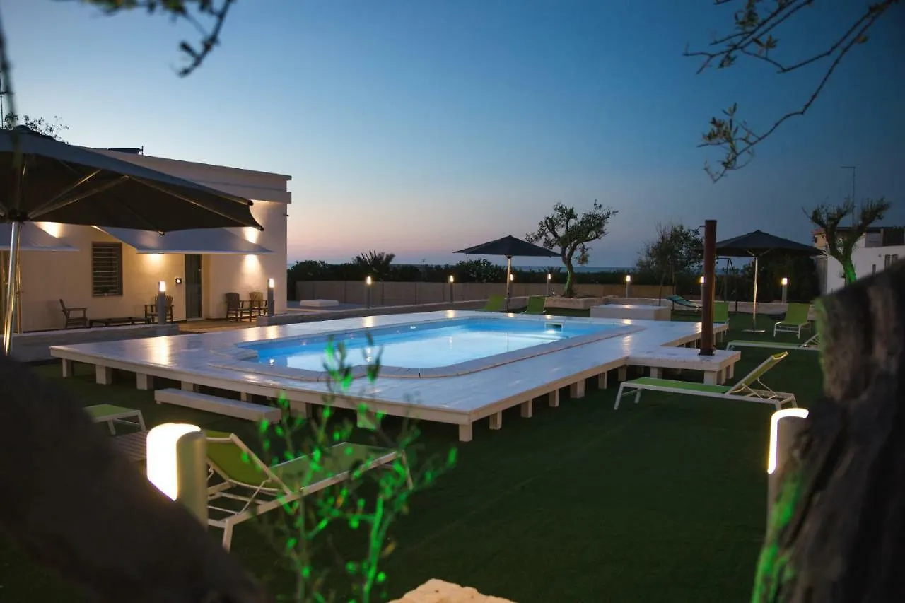Bed & Breakfast Del Faro 焦维纳佐